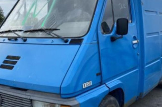 Vitre avant droit RENAULT MASTER 1