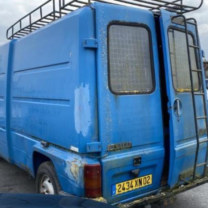 Vitre avant droit RENAULT MASTER 1 Photo n°10
