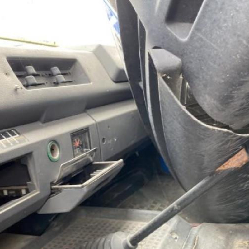 Vitre avant droit RENAULT MASTER 1 Photo n°14