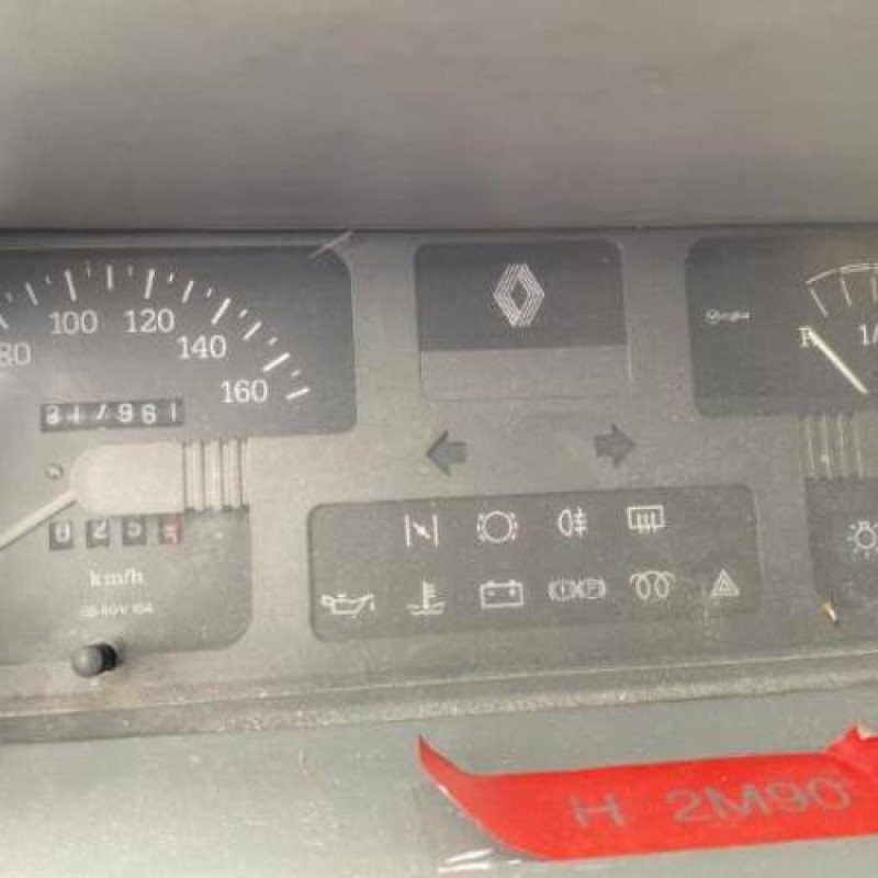 Vitre avant droit RENAULT MASTER 1 Photo n°18
