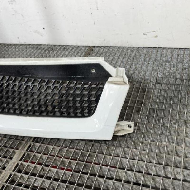 Calandre RENAULT MASTER 2 Photo n°3