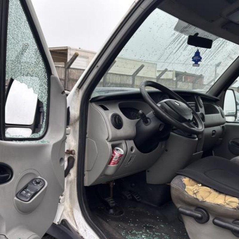 Vitre avant droit RENAULT MASTER 2 Photo n°13