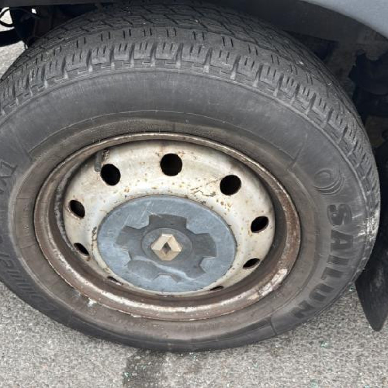 Vitre avant droit RENAULT MASTER 2 Photo n°20
