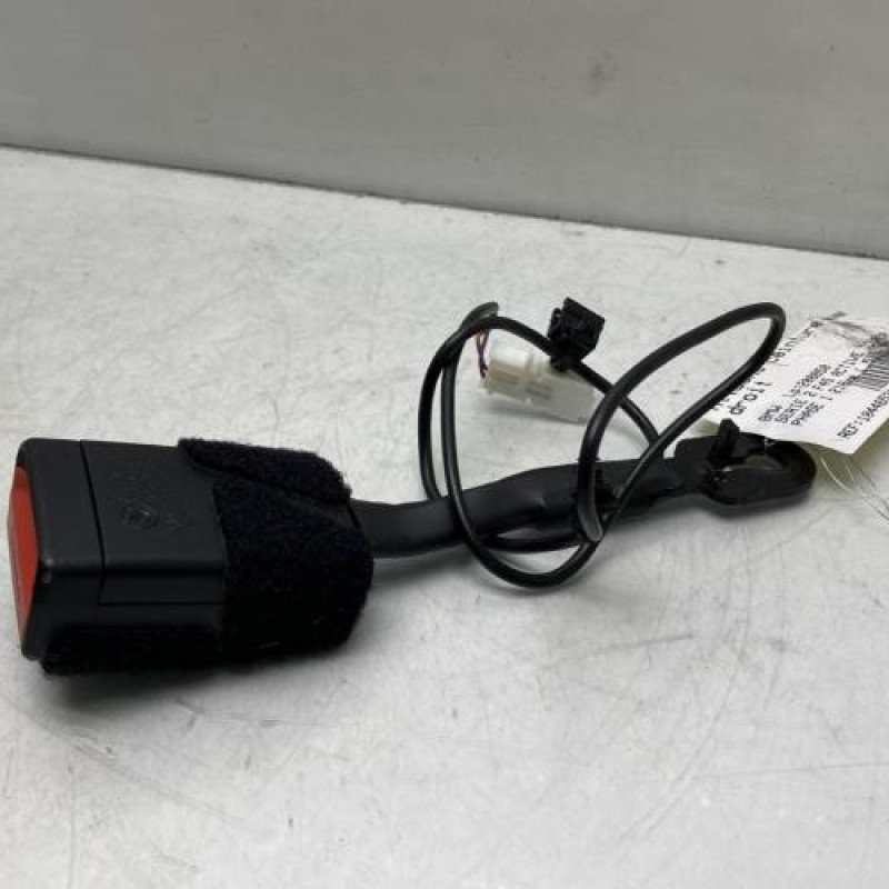 Attache ceinture avant droit BMW SERIE 2 F45 ACTIVE Photo n°3