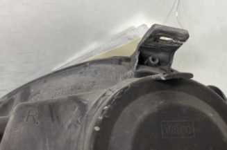 Optique avant principal droit (feux)(phare) VOLKSWAGEN POLO 4