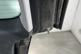 Malle/Hayon arriere OPEL ZAFIRA B