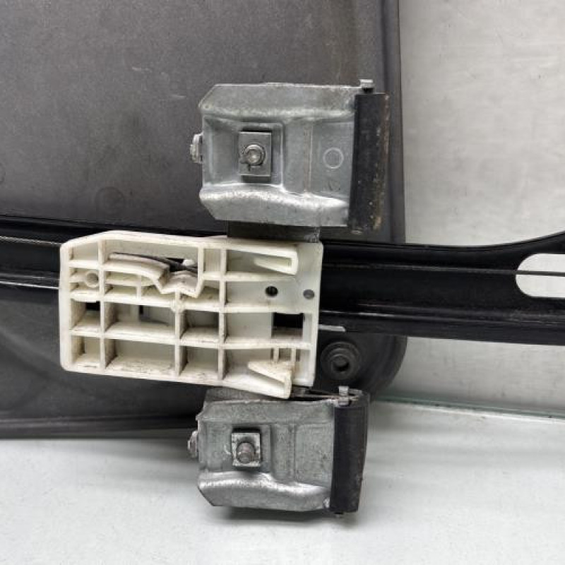 Leve vitre electrique avant gauche SKODA FABIA 2 Photo n°2