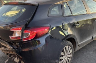 Pare choc avant RENAULT MEGANE 3