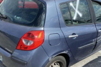 Pare choc arriere RENAULT CLIO 3