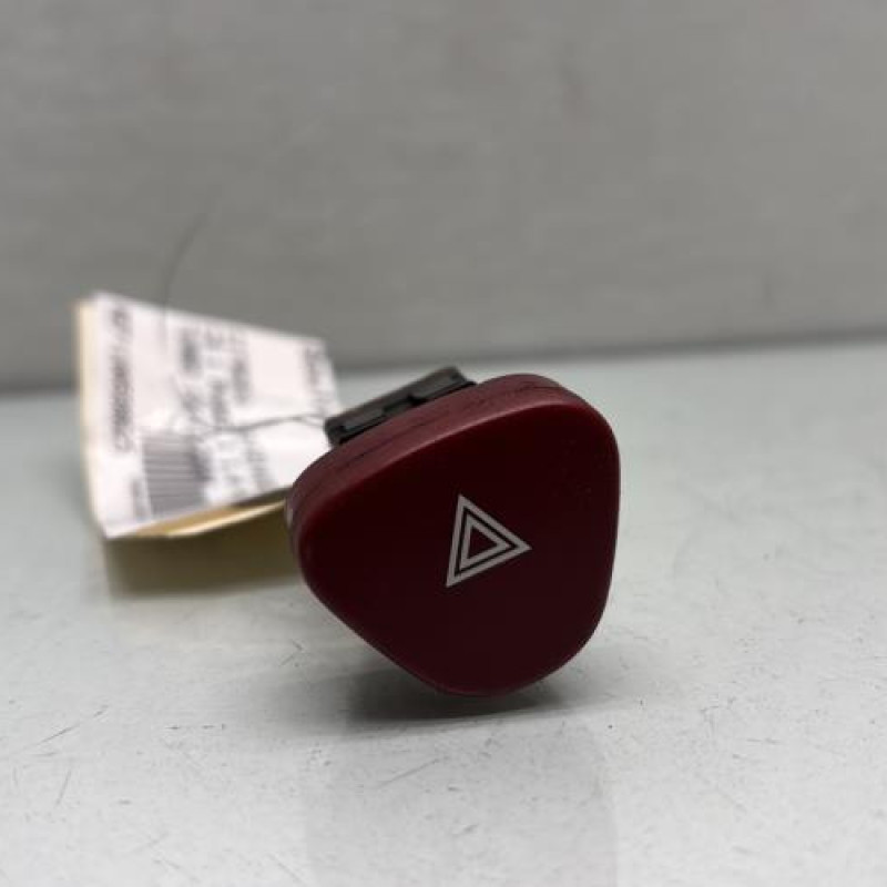 Bouton de warning CITROEN C3 1 Photo n°1