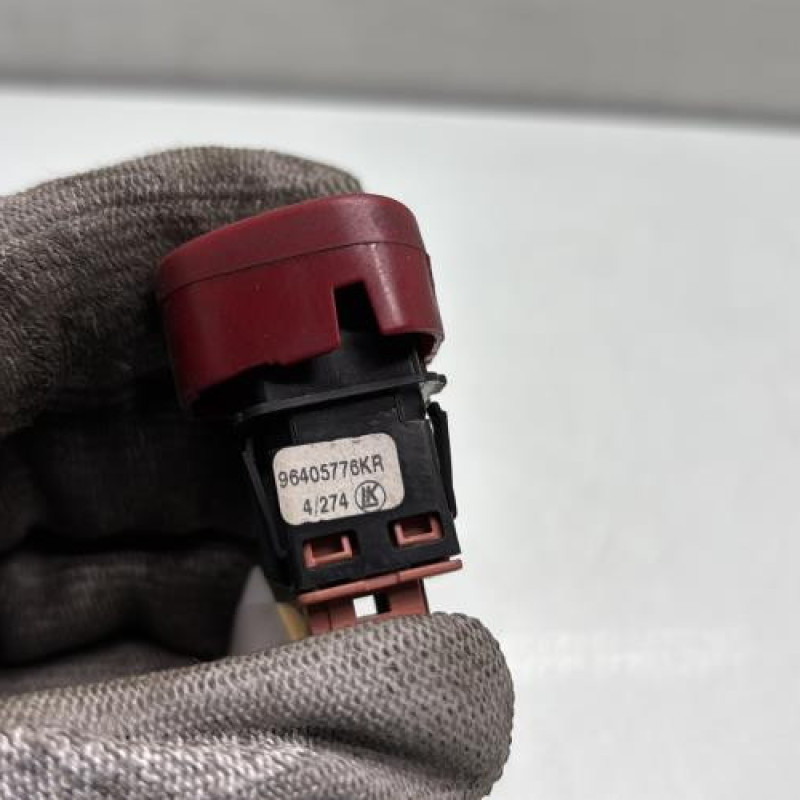 Bouton de warning CITROEN C3 1 Photo n°4