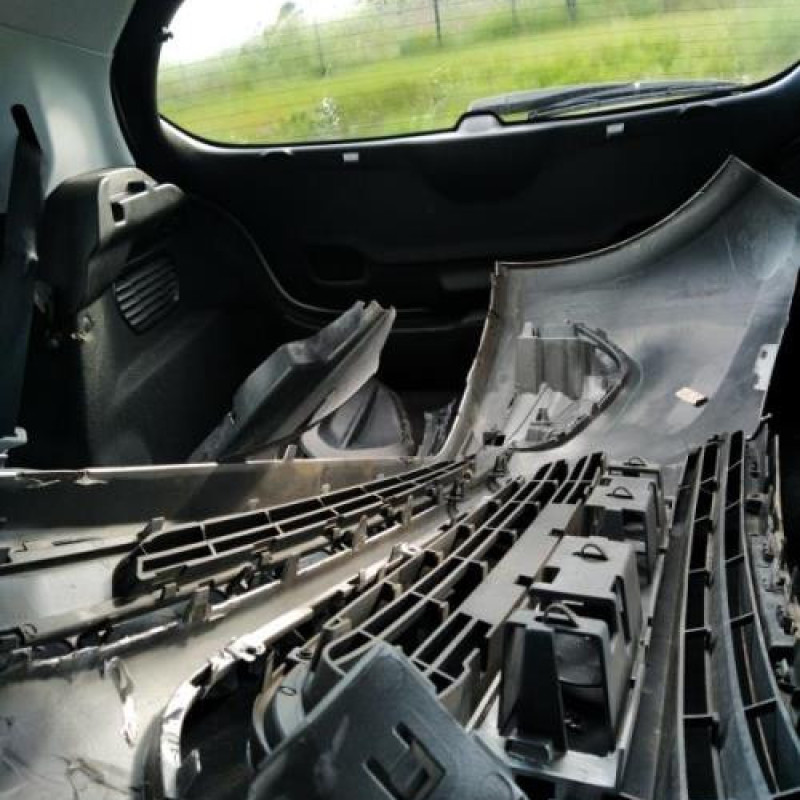 Fermeture de capot PEUGEOT 208 1 Photo n°19