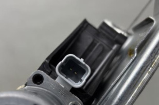 Leve vitre electrique avant gauche PEUGEOT 208 1