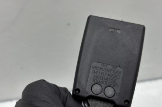 Attache ceinture arriere droit PEUGEOT 308 2