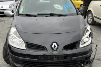 Pare choc arriere RENAULT CLIO 3