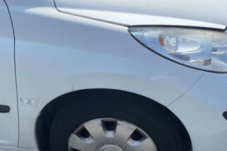 Pare choc avant PEUGEOT 207