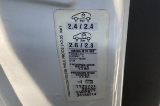 Pare choc avant PEUGEOT 207