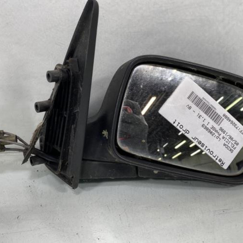 Retroviseur droit SKODA FELICIA Photo n°1