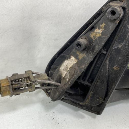 Retroviseur droit SKODA FELICIA