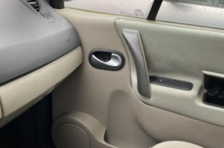 Pare choc arriere RENAULT GRAND SCENIC 2