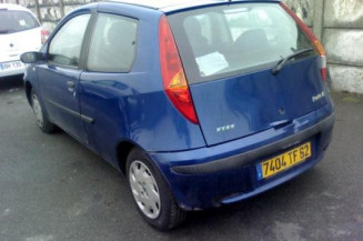 Pare choc arriere FIAT PUNTO 2