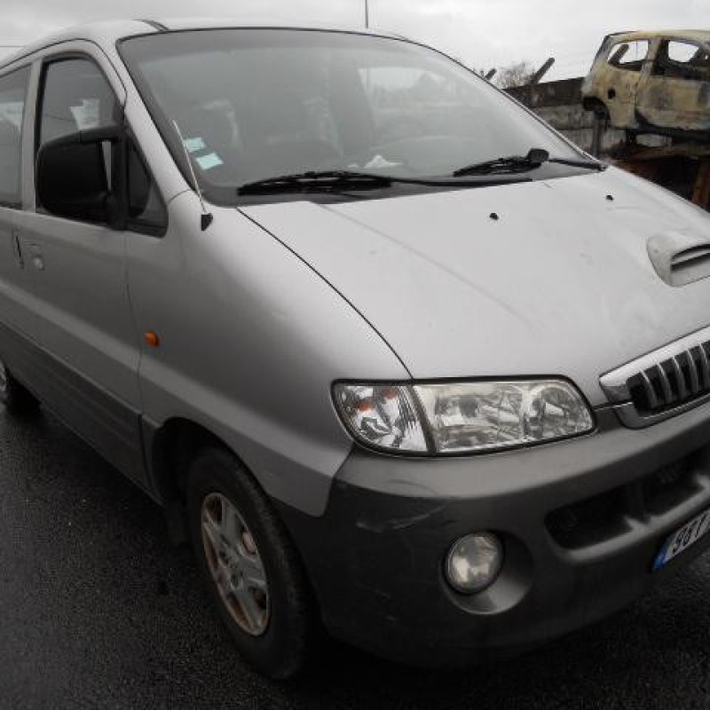 Pare choc avant HYUNDAI SATELLITE 1 Photo n°8