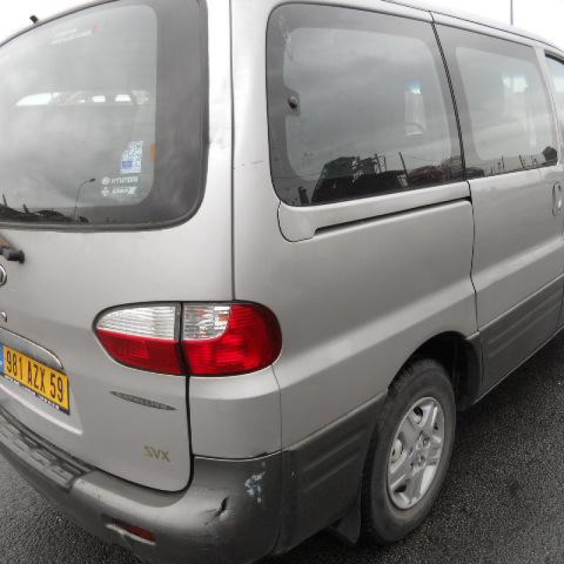 Pare choc avant HYUNDAI SATELLITE 1 Photo n°9