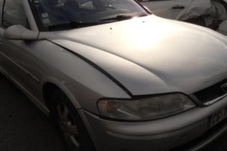 Pare choc avant OPEL VECTRA B