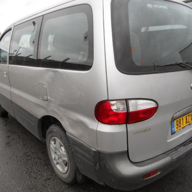 Pare choc avant HYUNDAI SATELLITE 1 Photo n°10