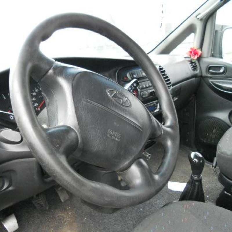 Pare choc avant HYUNDAI SATELLITE 1 Photo n°12