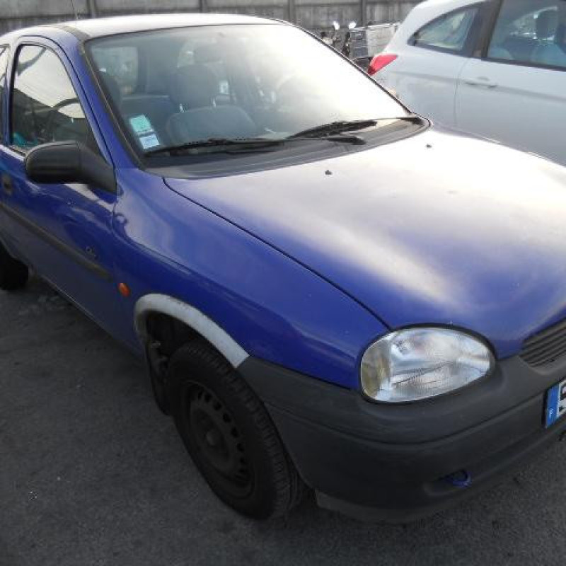 Pare choc arriere OPEL CORSA B Photo n°6