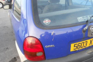 Pare choc arriere OPEL CORSA B