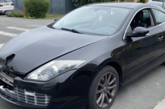 Pare choc arriere RENAULT LAGUNA 3