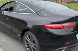 Pare choc arriere RENAULT LAGUNA 3
