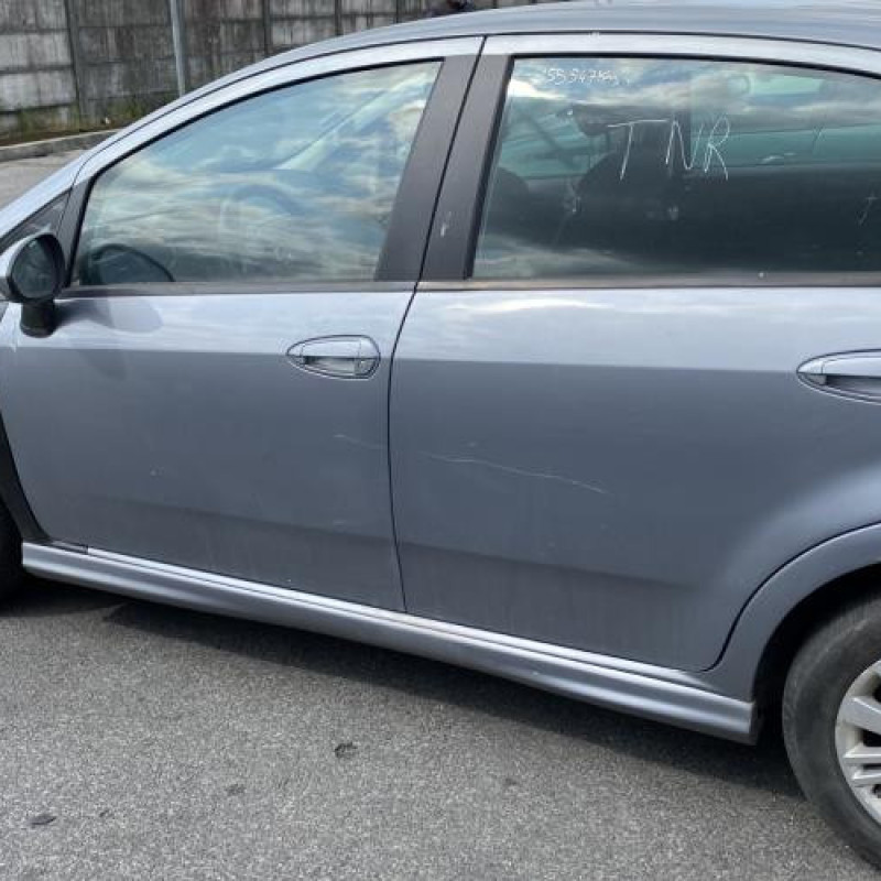 Porte arriere droit FIAT PUNTO EVO 3 Photo n°13