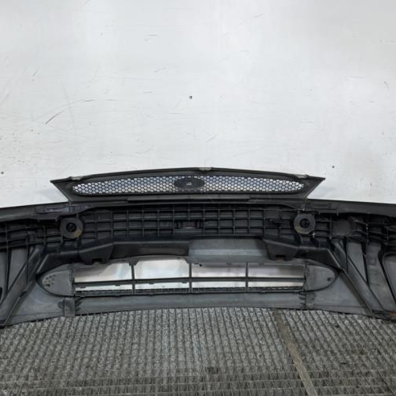 Pare choc avant FORD KA 1 Photo n°5