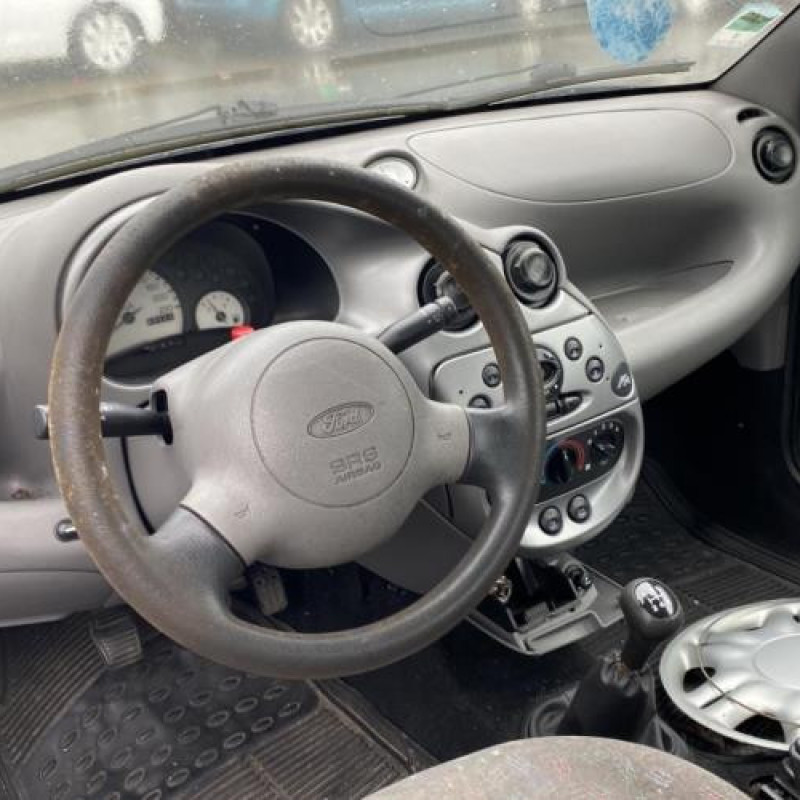 Pare choc avant FORD KA 1 Photo n°20