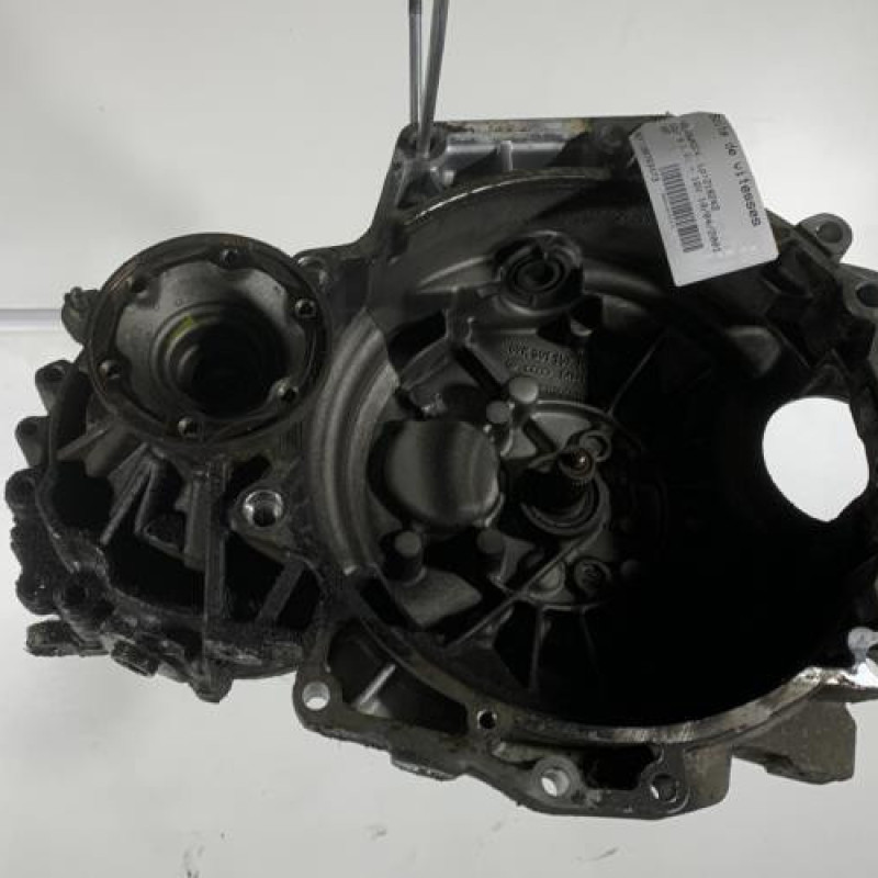 Boite de vitesses VOLKSWAGEN GOLF 4 Photo n°1