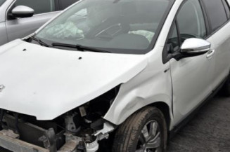 Pare choc arriere PEUGEOT 2008 1