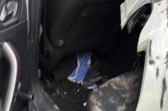 Pare choc arriere PEUGEOT 2008 1