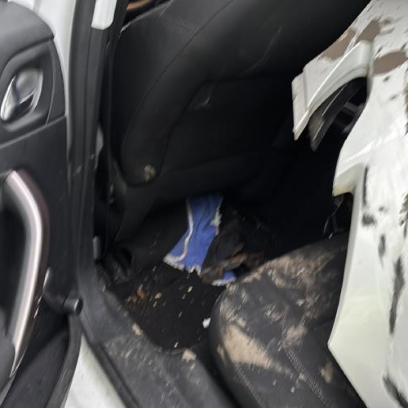 Pare choc arriere PEUGEOT 2008 1 Photo n°16