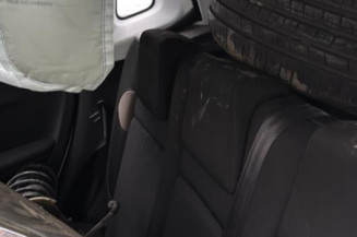 Pare choc arriere PEUGEOT 2008 1