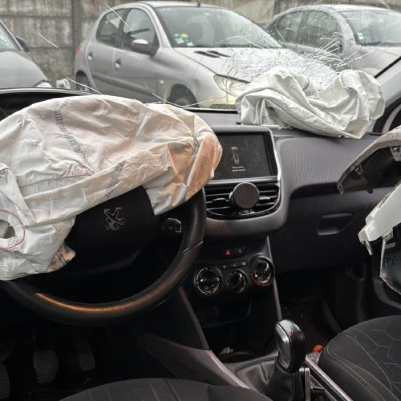 Pare choc arriere PEUGEOT 2008 1 Photo n°18