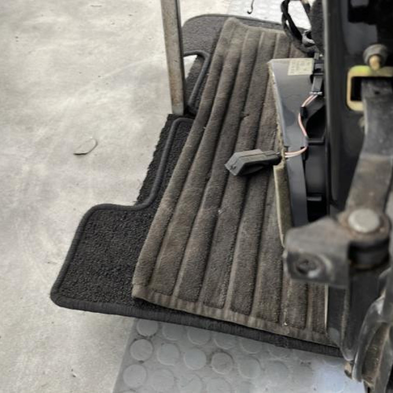 Porte avant gauche MERCEDES CLASSE M 163 Photo n°5