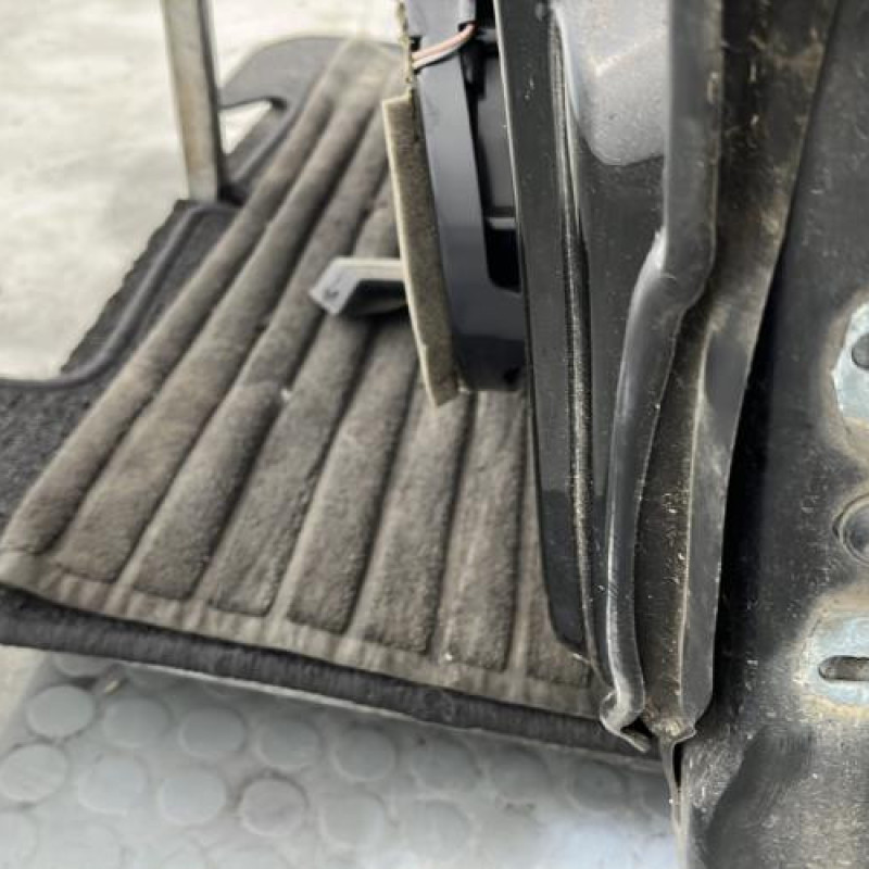 Porte avant gauche MERCEDES CLASSE M 163 Photo n°6