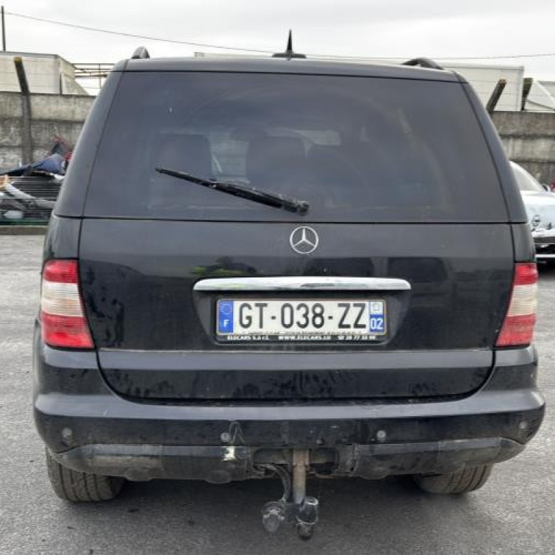 Porte avant gauche MERCEDES CLASSE M 163 Photo n°12