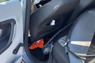Serrure avant gauche SKODA FABIA 2