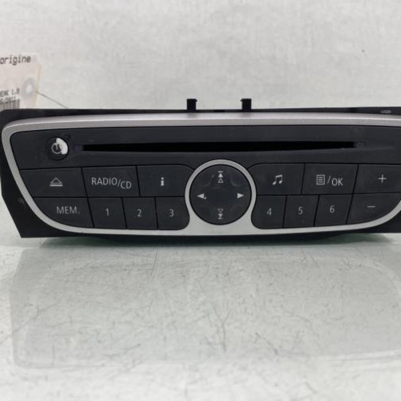Autoradio d'origine RENAULT MEGANE 3 Photo n°1