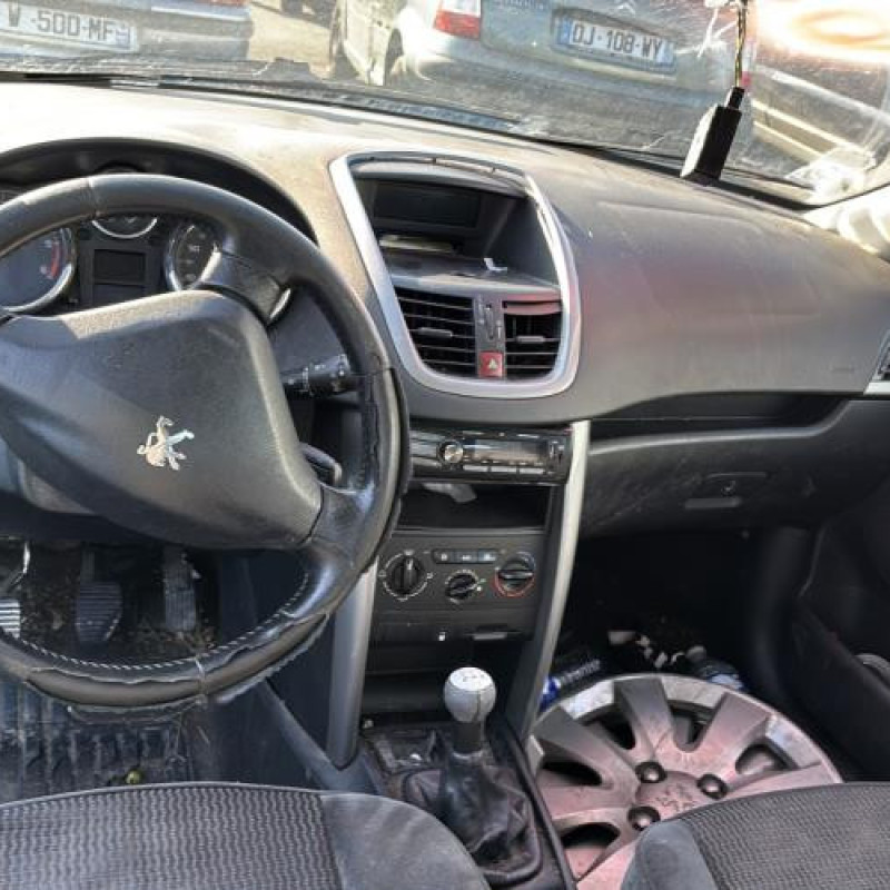 Bouton de coffre PEUGEOT 207 Photo n°16