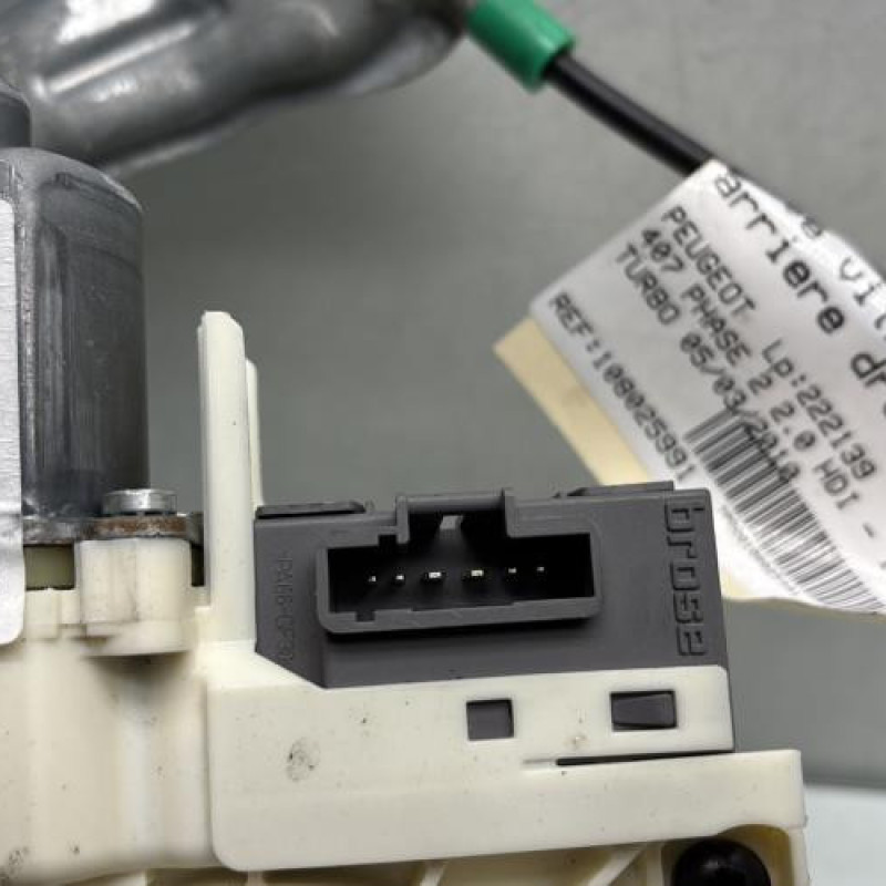 Leve vitre electrique arriere droit PEUGEOT 407 Photo n°7